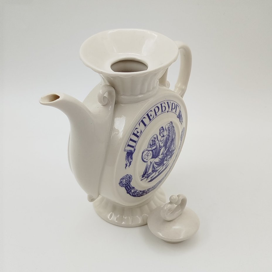 Чайник заварочный "Петербург", фарфор, деколь, золочение, Ленинградский опытный завод (ЛОЗ), СССР, 1980-1990 гг.