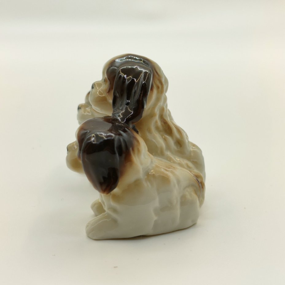 Статуэтка "Щенки пекинеса"