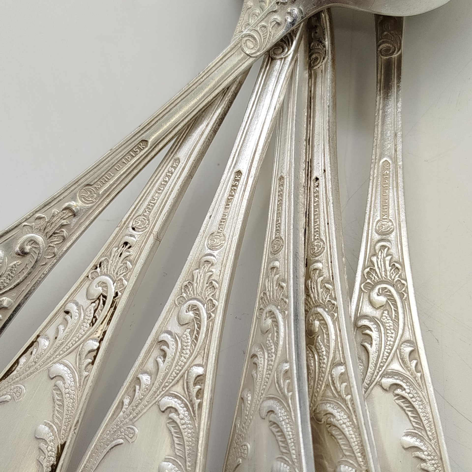 Набор из 6-ти столовых ложек с растительным декором, мНЦ (медь-никель-цинк), Кольчугинский завод цветных металлов, СССР, 1950-1960 гг.