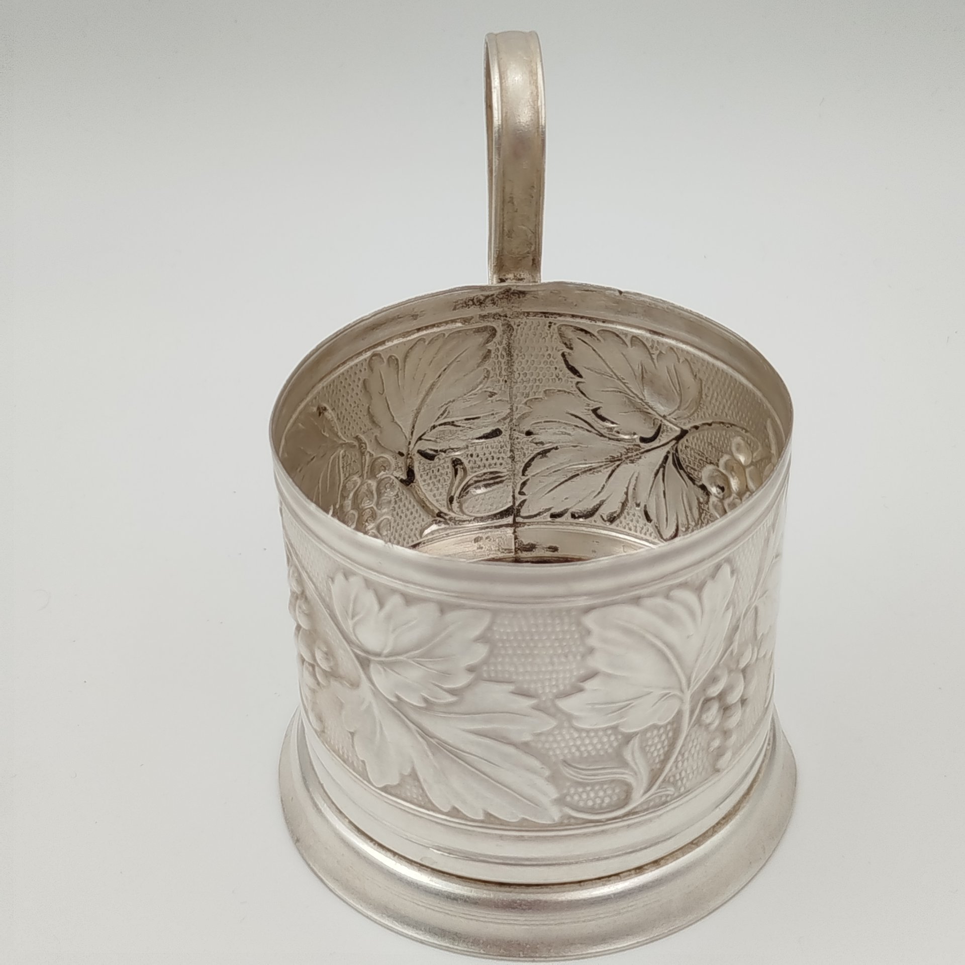 Подстаканник "Виноград", мельхиор (медь-никель), СССР, 1950-1970 гг.