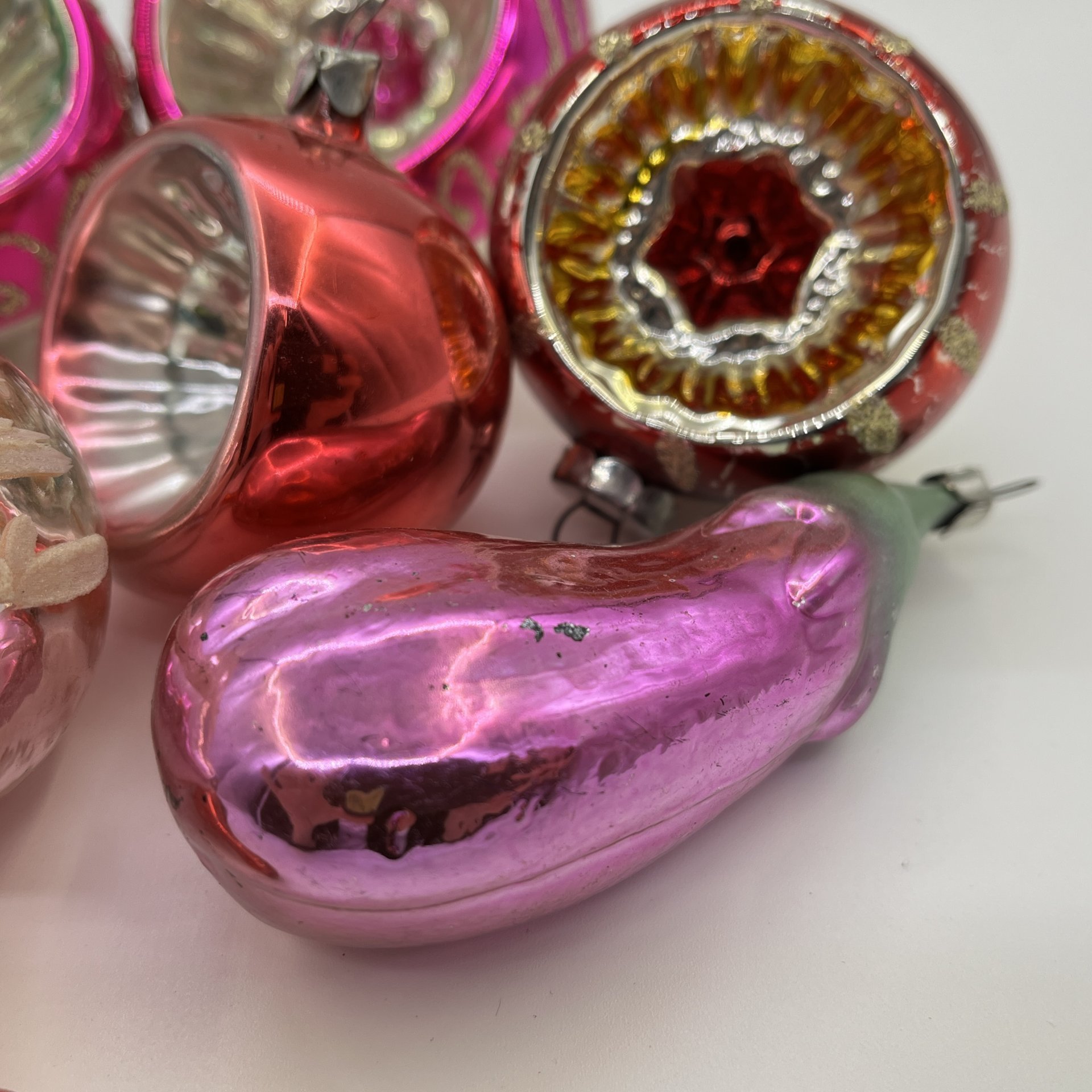 Набор ёлочных игрушек различных форм и расцветок (8 шт.), стекло, краска, металл, СССР, 1960-1990 гг.