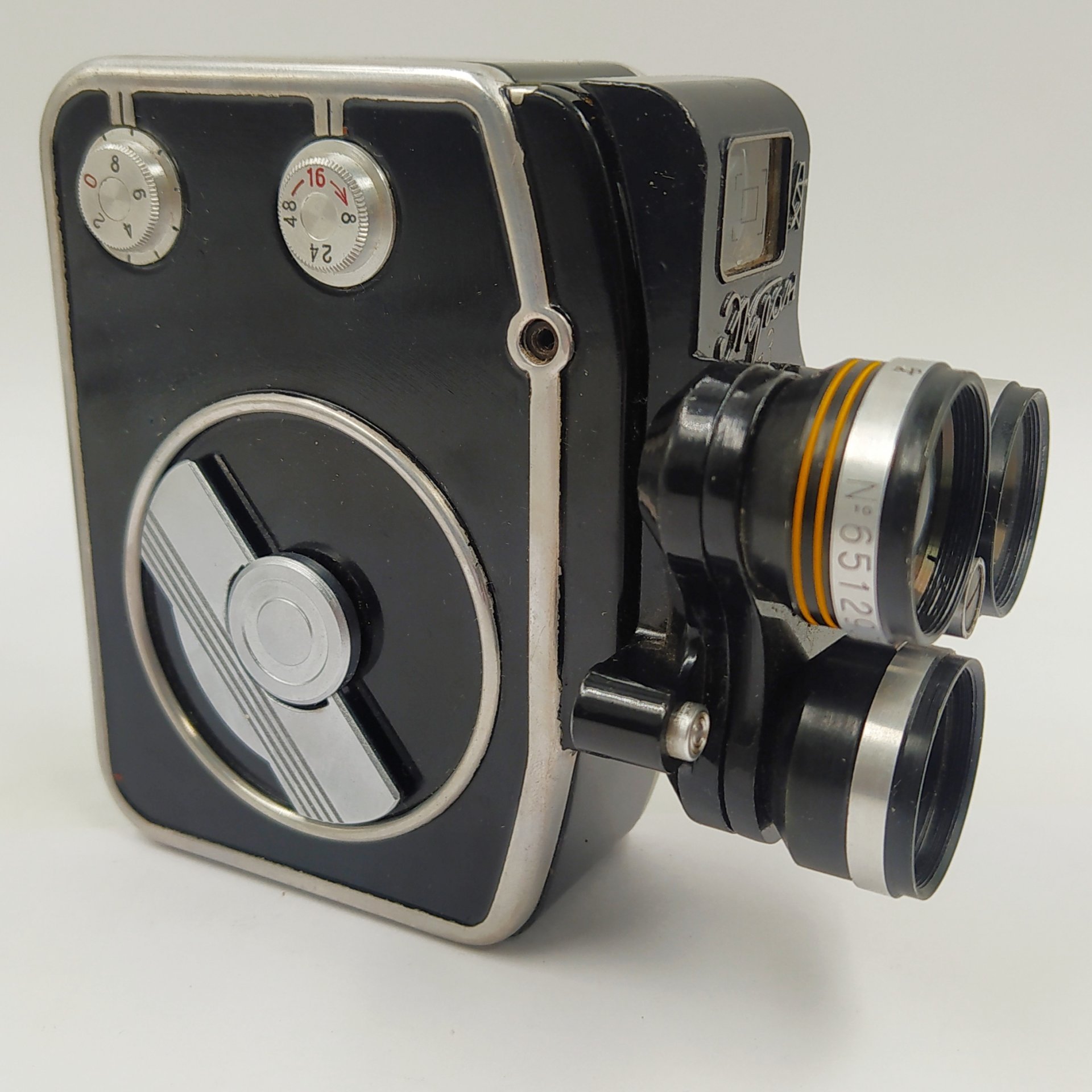 Кинокамера любительская "Экран-4" в кофре, металл, пластик, стекло, кожа, Казанский оптико-механический завод (КОМЗ), СССР, 1965-1969 гг.