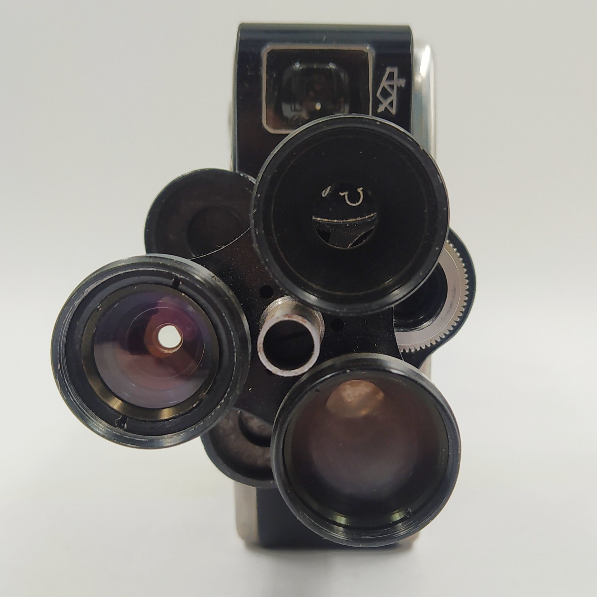 Кинокамера любительская "Экран-4" в кофре, металл, пластик, стекло, кожа, Казанский оптико-механический завод (КОМЗ), СССР, 1965-1969 гг.