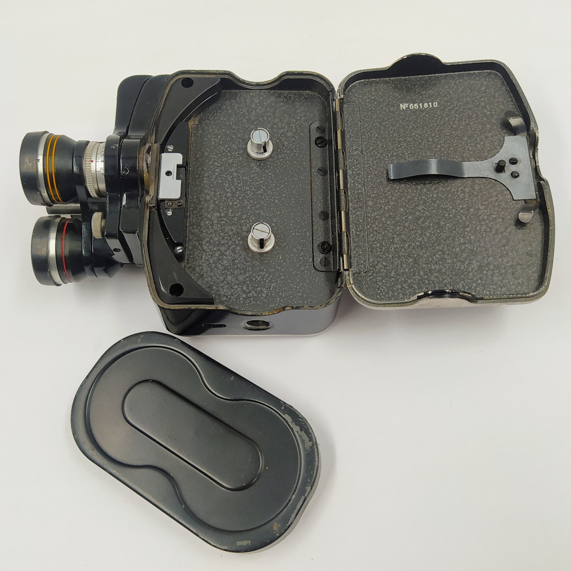 Кинокамера любительская "Экран-4" в кофре, металл, пластик, стекло, кожа, Казанский оптико-механический завод (КОМЗ), СССР, 1965-1969 гг.