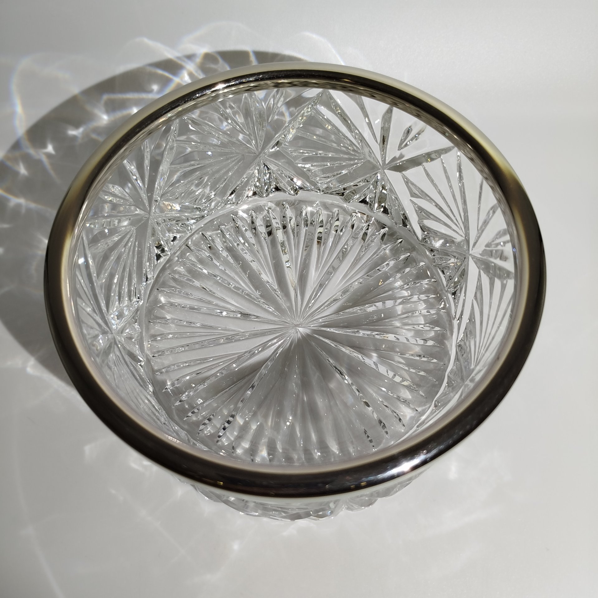 Конфетница круглой формы "Бриллиант", хрусталь, металл, алмазная грань, Гусевской хрустальный завод (Гусь-Хрустальный), СССР, 1980-1990 гг.
