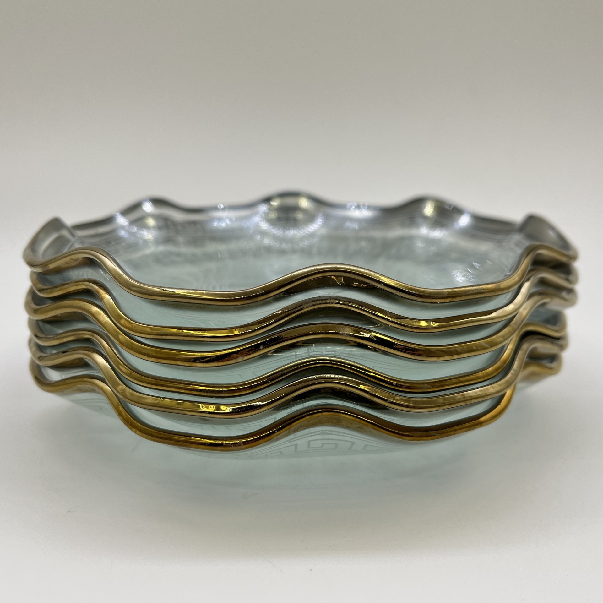 Набор сервировочных тарелок на 6 персон (для подачи десерта), стекло, золочение, 2000-2010 гг.