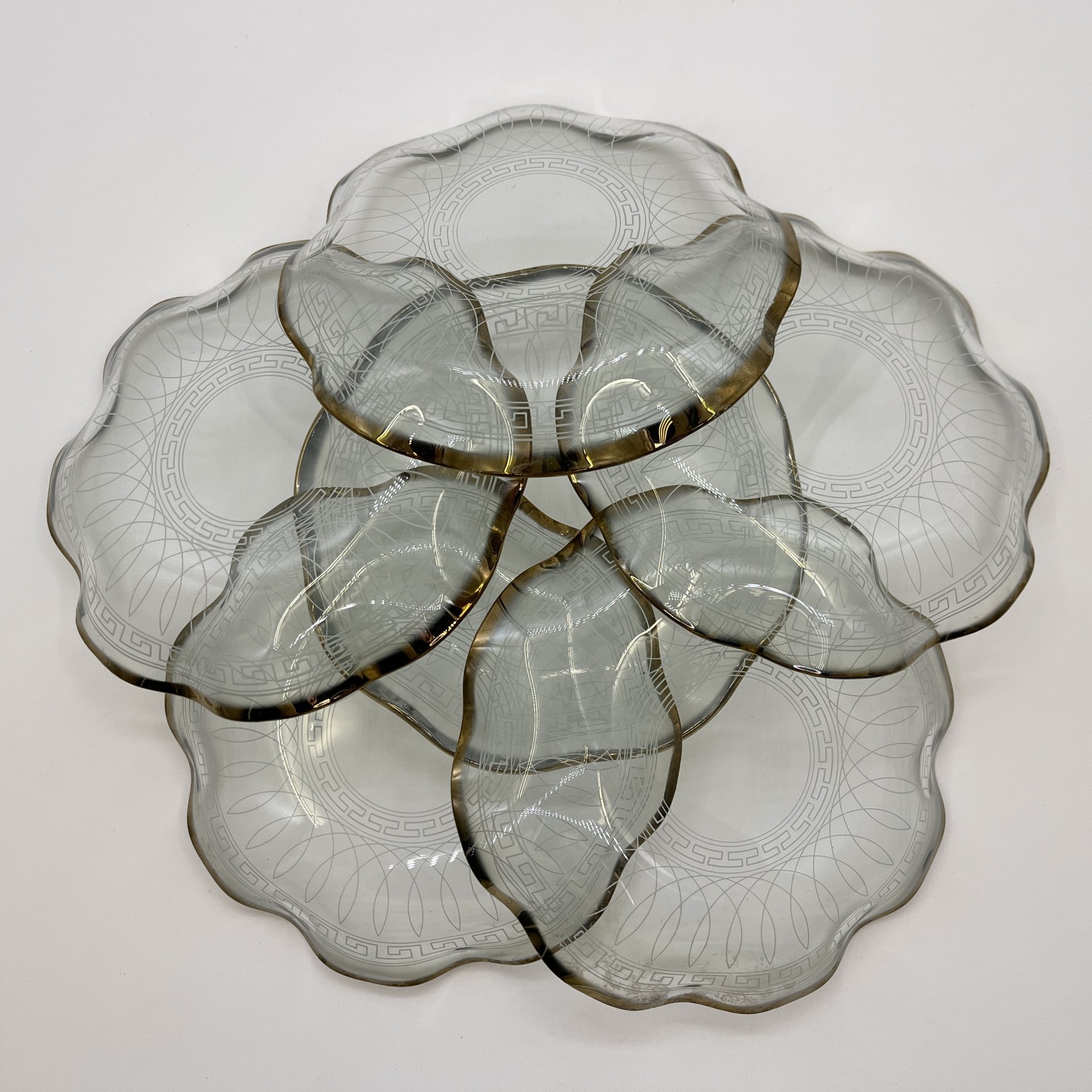 Набор сервировочных тарелок на 6 персон (для подачи десерта), стекло, золочение, 2000-2010 гг.