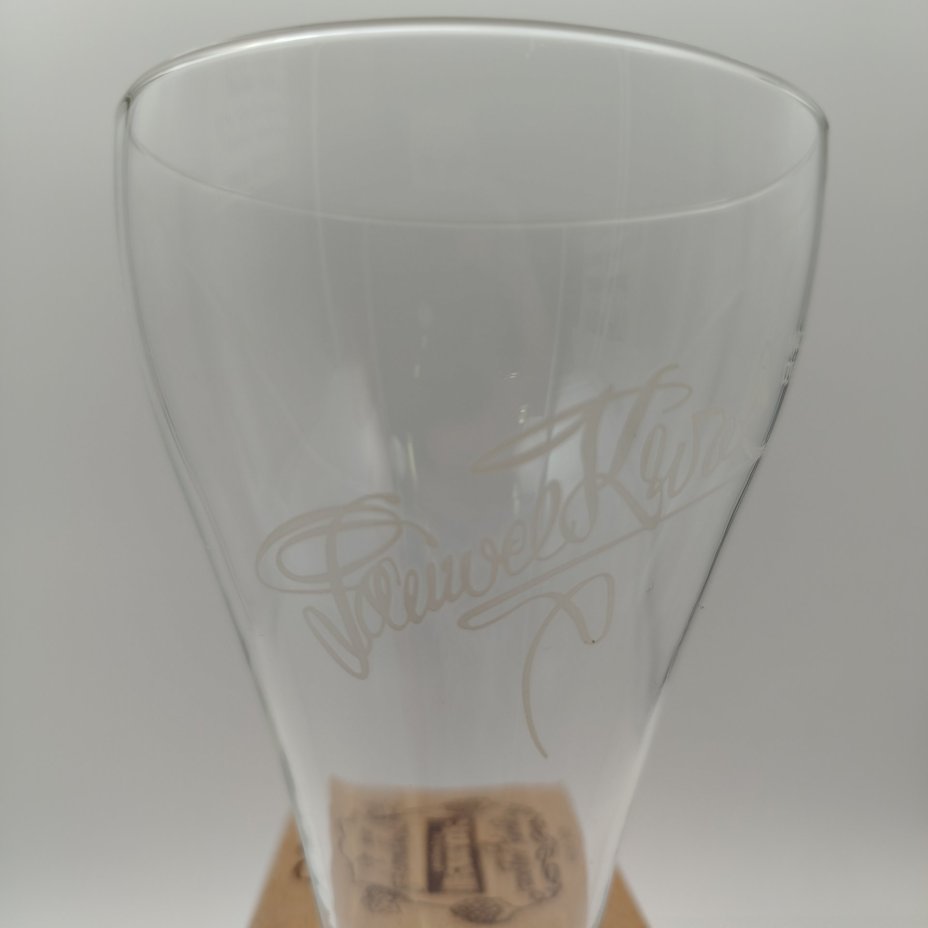 Бокал для пива (для Квака (Kwak)) уникальной формы с ручкой выполненной из дерева