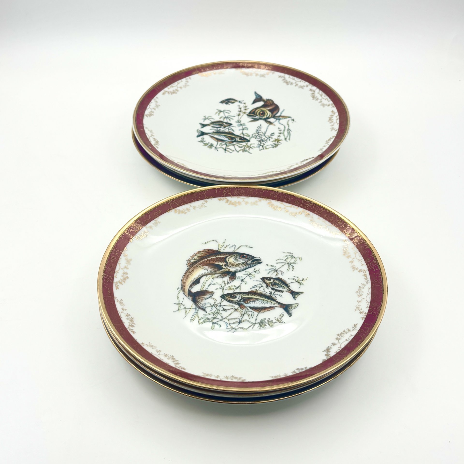 Набор тарелок на 6 персон, декорированный изображением рыб, фарфор, деколь, золочение, Hutschenreuther (Хутченройтер), Бавария, 1939-1964 гг.
