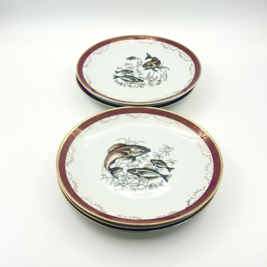 Набор тарелок на 6 персон, декорированный изображением рыб, фарфор, деколь, золочение, Hutschenreuther (Хутченройтер), Бавария, 1939-1964 гг.