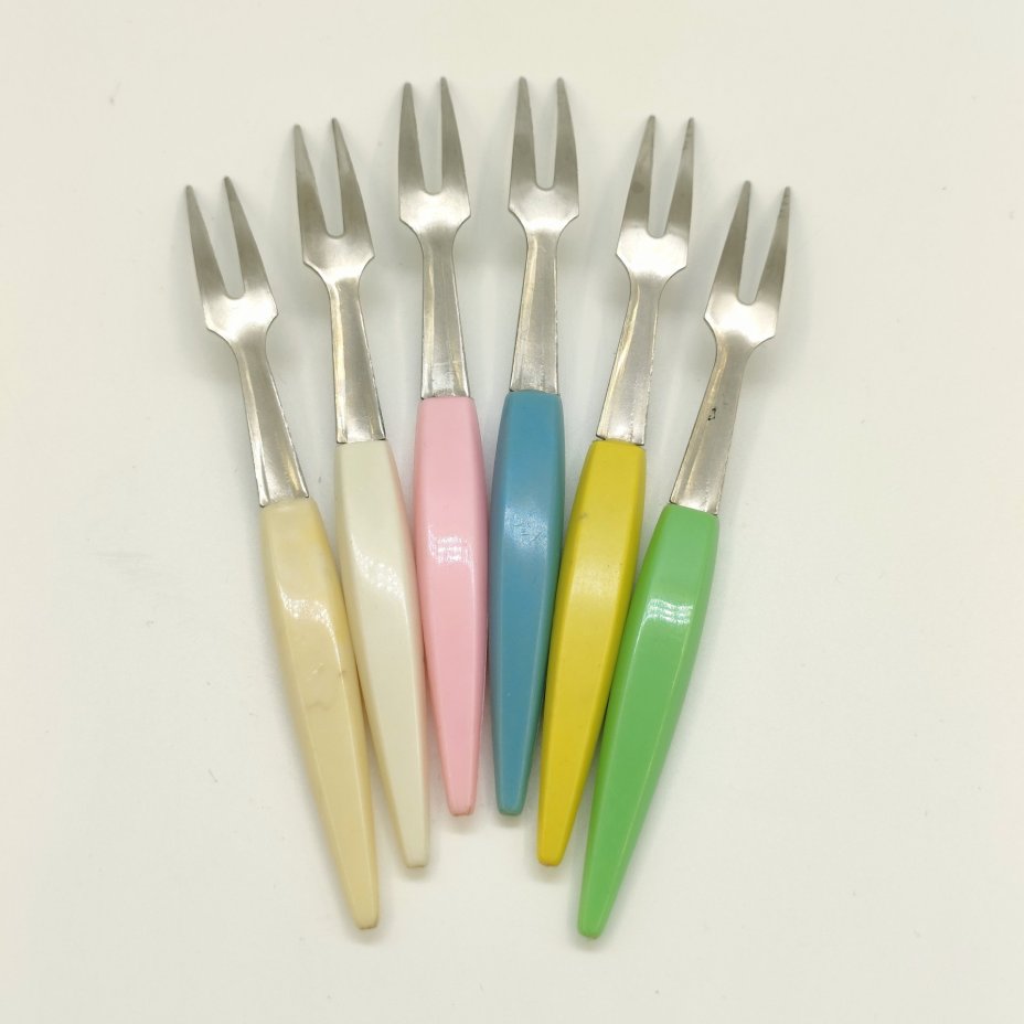 Набор вилок для лимона с разноцветными ручками и золотистым растительным орнаментом (6 шт.)