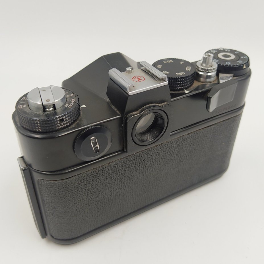 Фотоаппарат плёночный "Зенит-TTL" в оригинальном кофре (без объектива), металл, пластик, стекло, кожа, Красногорский механический завод (КМЗ), СССР, 1978-1985 гг., Красногорский механический завод (КМЗ)