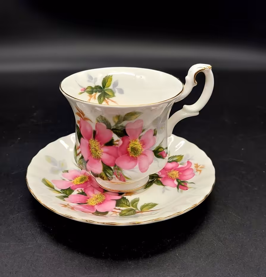Кофейная пара "Prairie rose" ("Роза Прерий"), Royal Albert