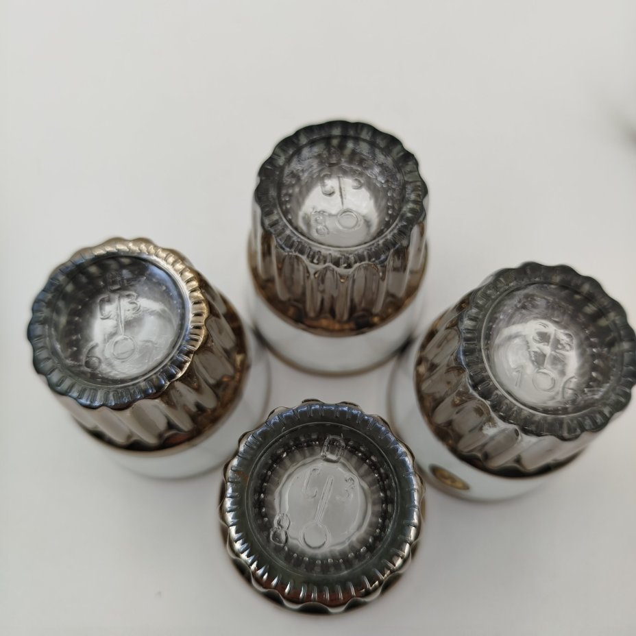 Набор "Подарочный" (штоф и 6 стопок) в оригинальной коробке, хрусталь, золочение, картон, Гусевской хрустальный завод (Гусь-Хрустальный), Российская Федерация, 1995-2010 гг.