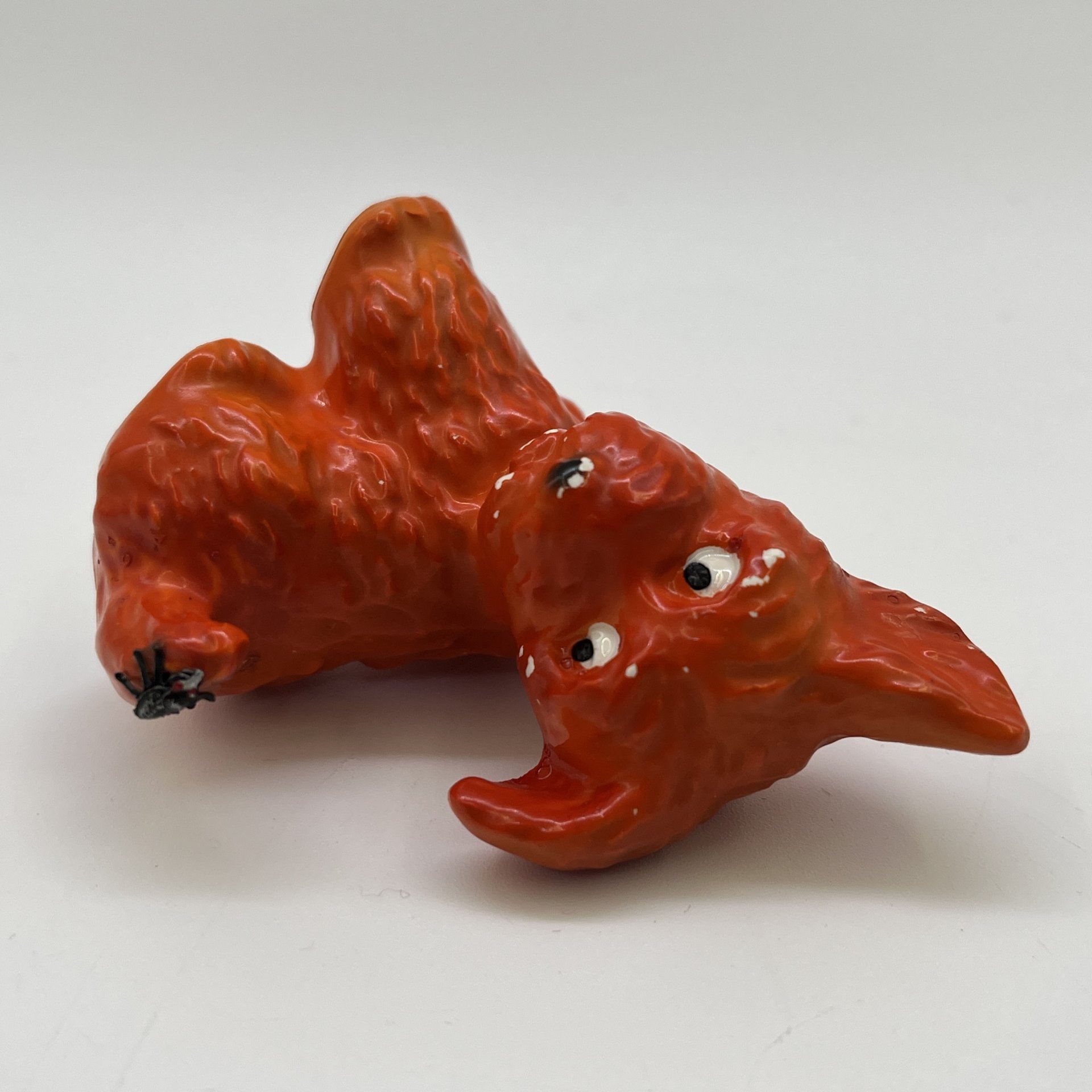 Статуэтка "Собака с букашкой", фаянс, Европа, 1960-1970 гг.