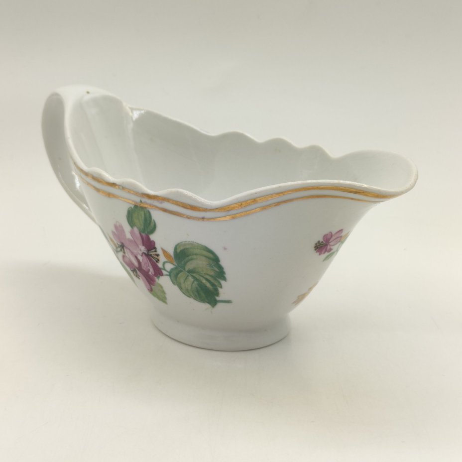 Соусник с цветочным декором, фарфор, деколь, золочение, Дулевский фарфоровый завод (Дулёво), СССР, 1958 г.