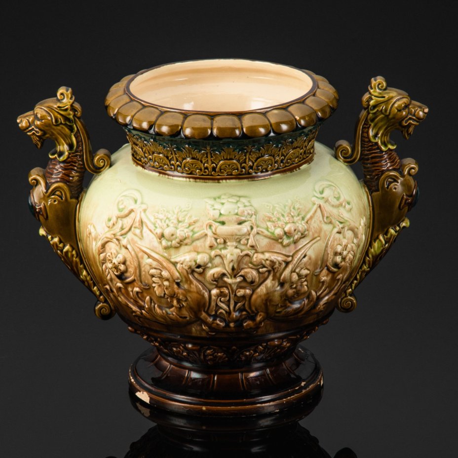 Ваза в форме, фаянс, крытье, роспись, Западная Европа, 1890-1920 гг.