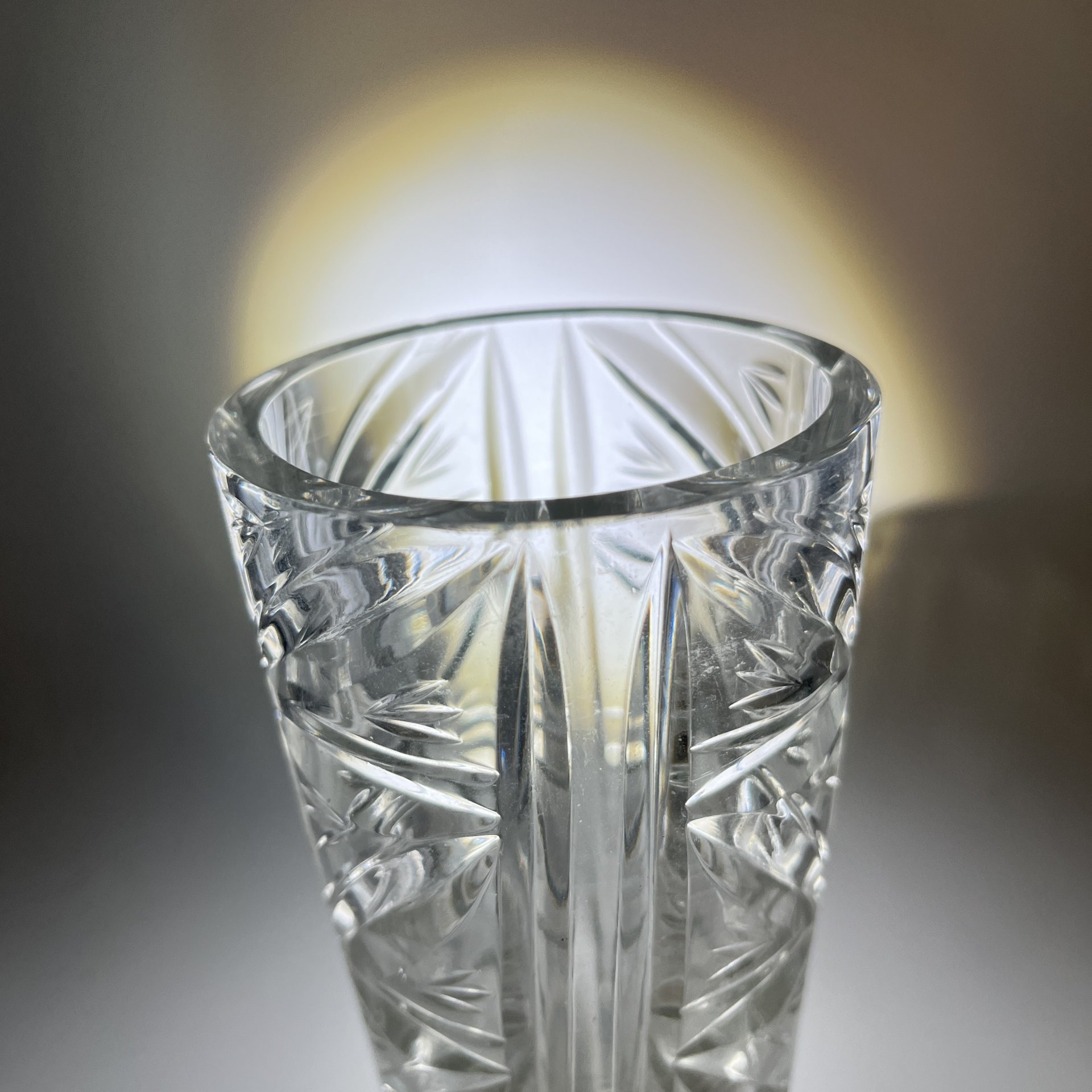 Вазочка с геометрическим декором, хрусталь, пресс, СССР, 1970-1990 гг.