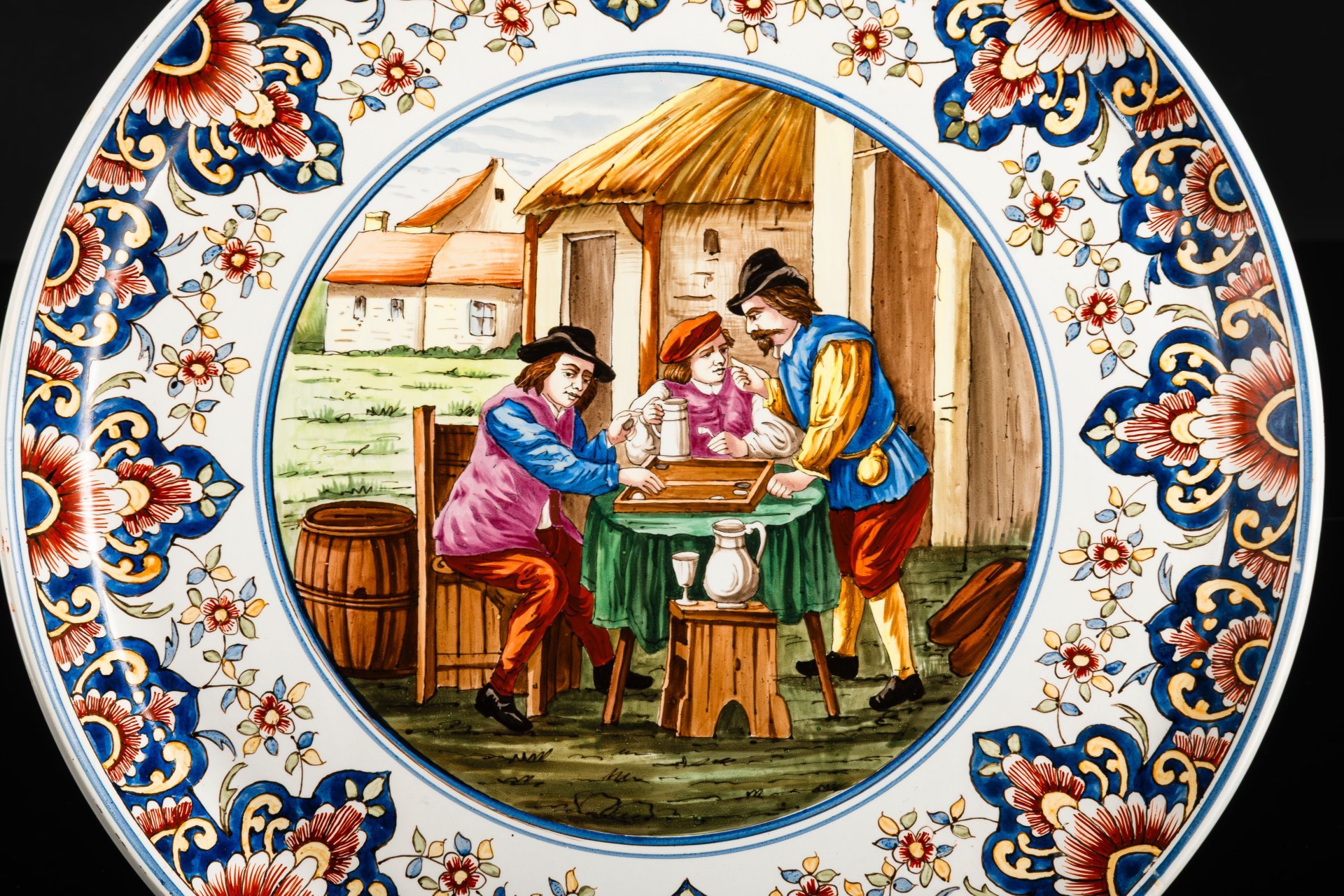 Блюдо декоративное с изображением сцены на рынке, Creil and Montereau Barluet and Co