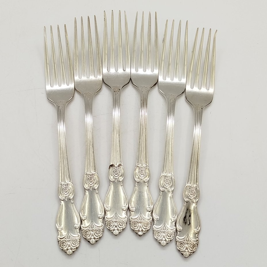 Набор из 6-ти столовых вилок с растительным декором, мНЦ (медь-никель-цинк), Кольчугинский завод цветных металлов, СССР, 1960-1980 гг.