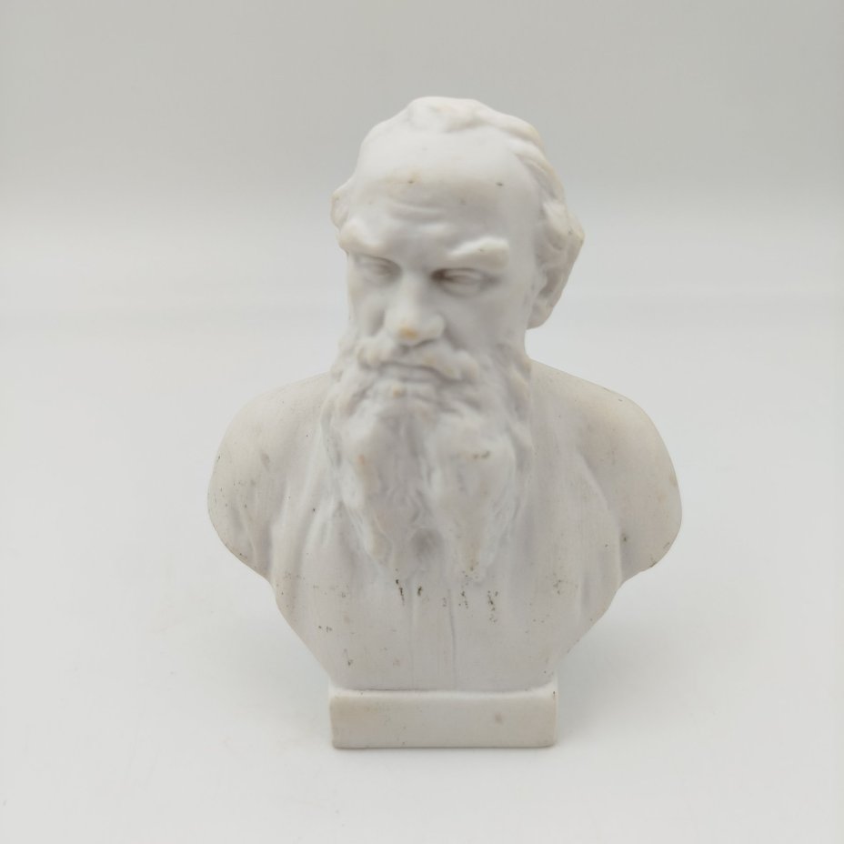 Бюст "Лев Николаевич Толстой", бисквит, Опытный завод «Фарфор» при ГИКИ, СССР, 1952-1956 гг.