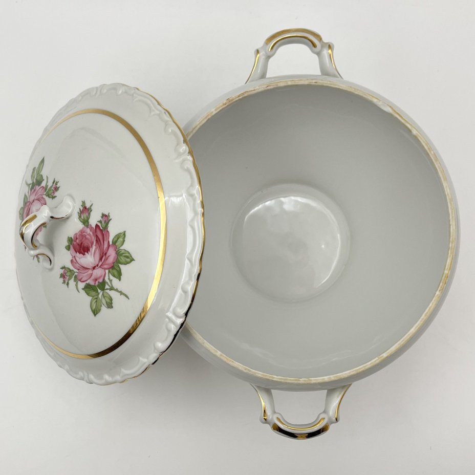 Супница/терина, украшенная изображением розы, фарфор, деколь, золочение, Kahla, ГДР, 1968-1987 гг.