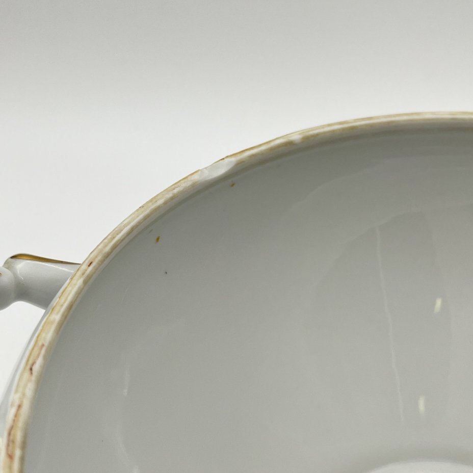 Супница/терина, украшенная изображением розы, фарфор, деколь, золочение, Kahla, ГДР, 1968-1987 гг.