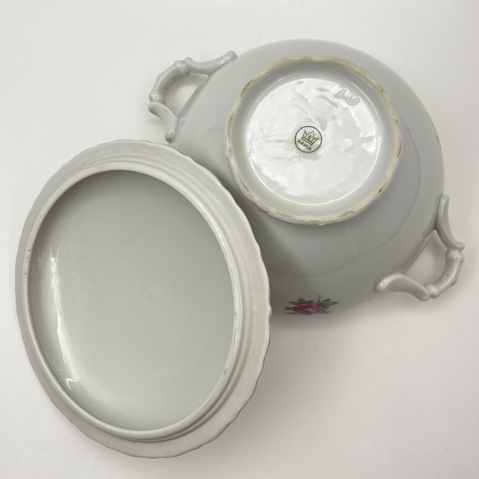 Супница/терина, украшенная изображением розы, фарфор, деколь, золочение, Kahla, ГДР, 1968-1987 гг.