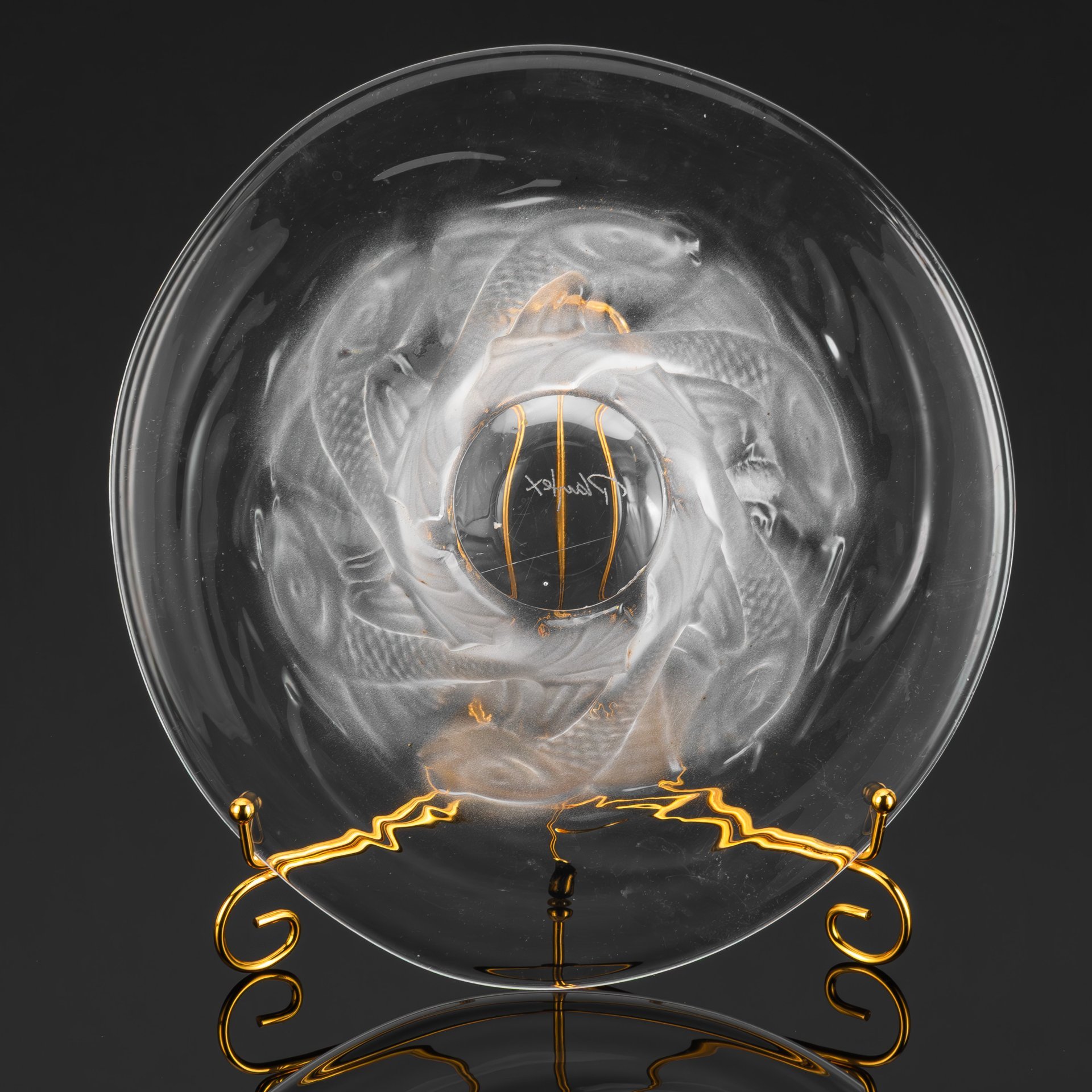 Блюдо (фруктовница) с декором в виде рыб, хрустальная фабрика "Portieux Vallerysthal", подпись "Playtex" на основании, хрусталь, Франция, 1950-1960 гг.