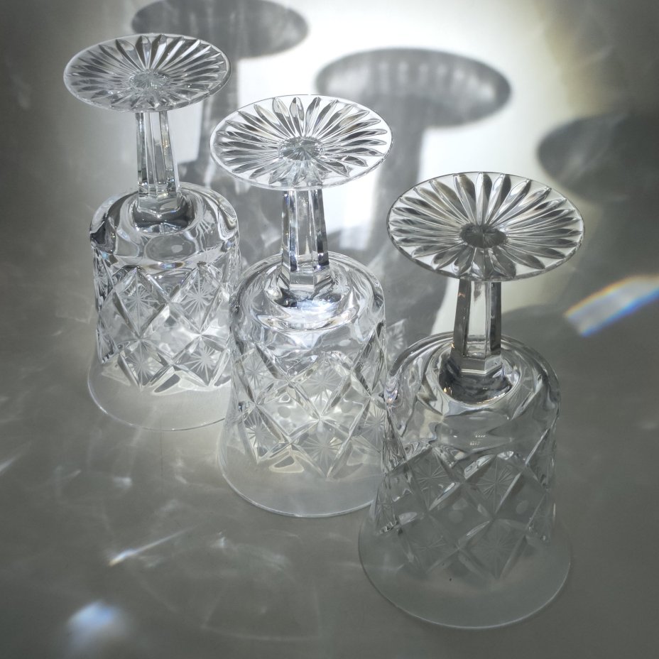 Набор из 3-х бокалов с резным декором из сервиза "Россия", автор С. К. Пивоваров, хрусталь, алмазная грань, матирование, Гусевской хрустальный завод (Гусь-Хрустальный), СССР, 1960-1980 гг.