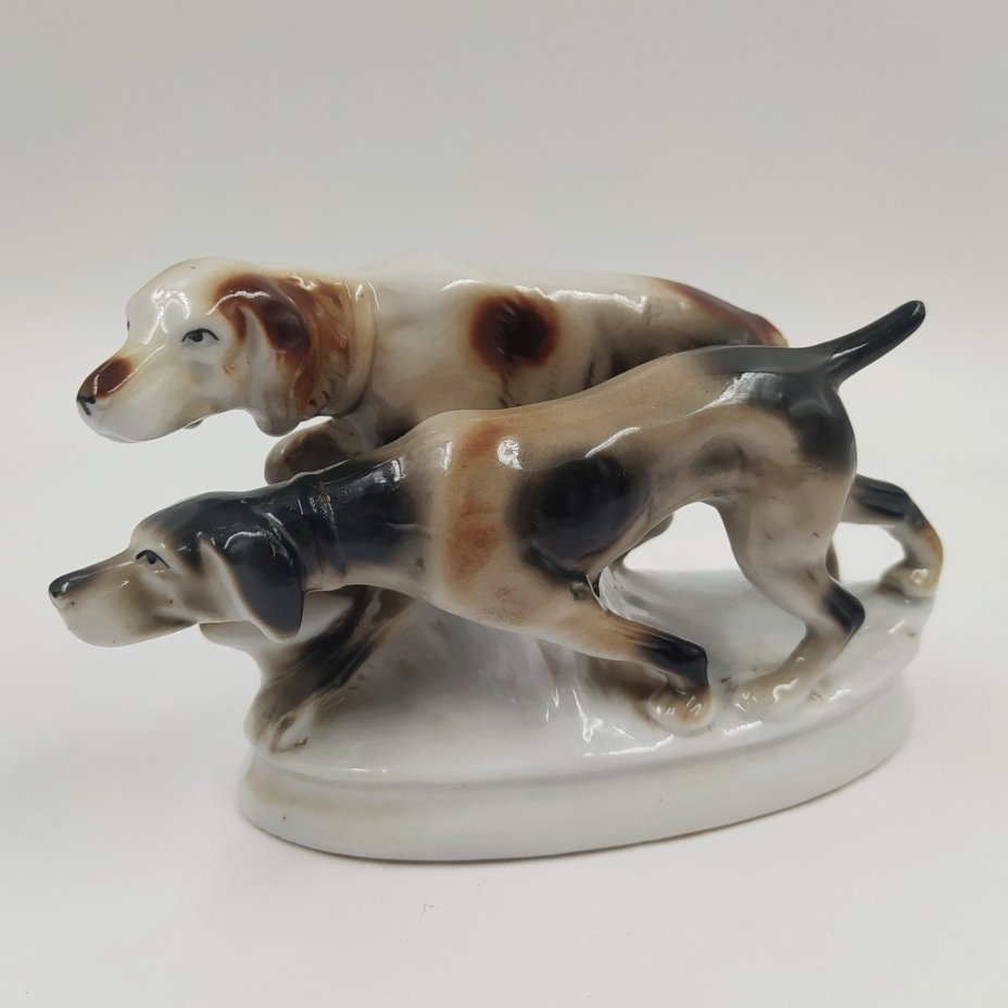 Статуэтка "Охотничьи собаки", фарфор, роспись, Carl Scheidig, Gräfenthal, Германия, 1906-1935 гг.