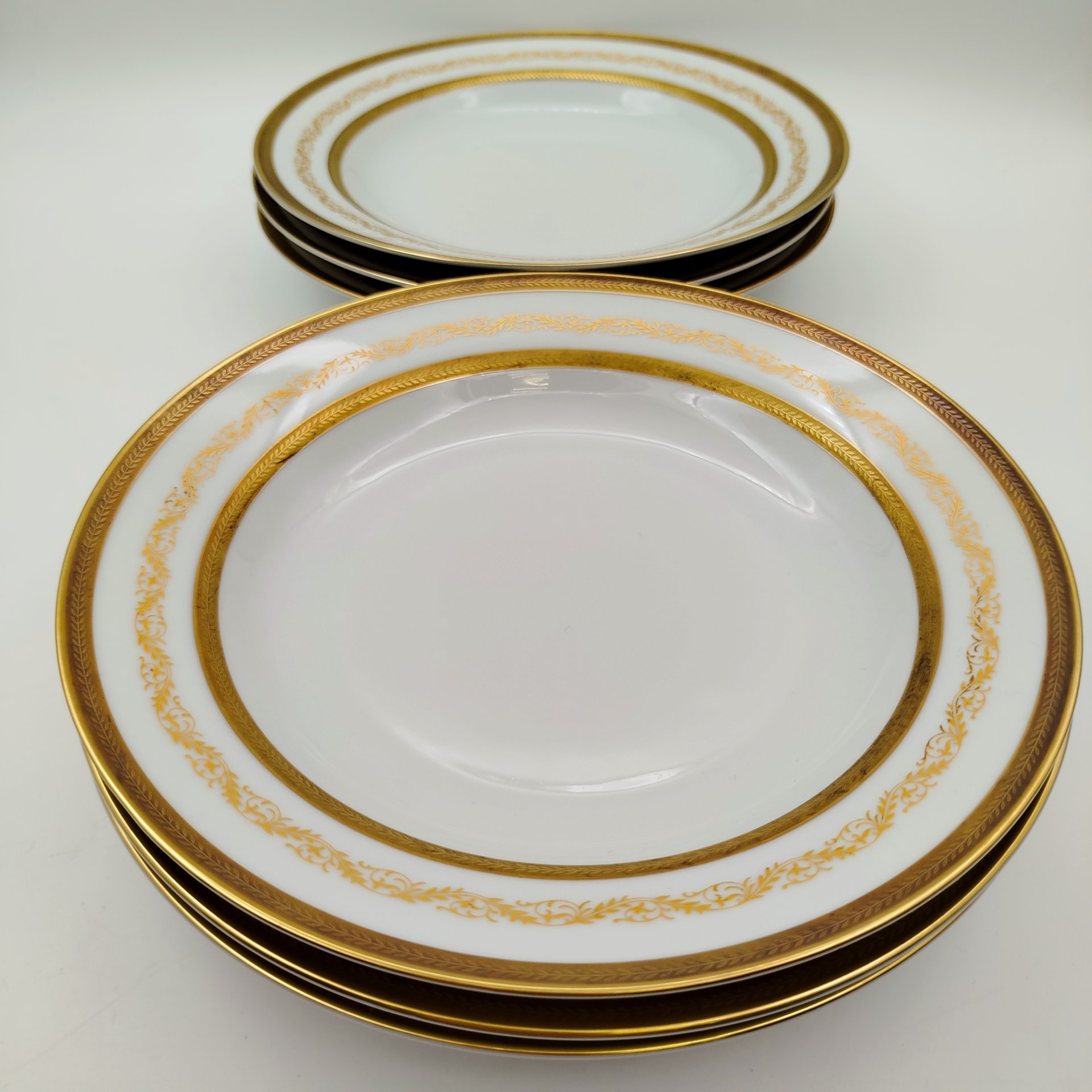 Набор глубоких (суповых) тарелок с растительным декором на 6 персон, серия "Charleroi-Bruxelles", фарфор, золочение, Tirschenreuth, Германия, 1969-1990 гг.