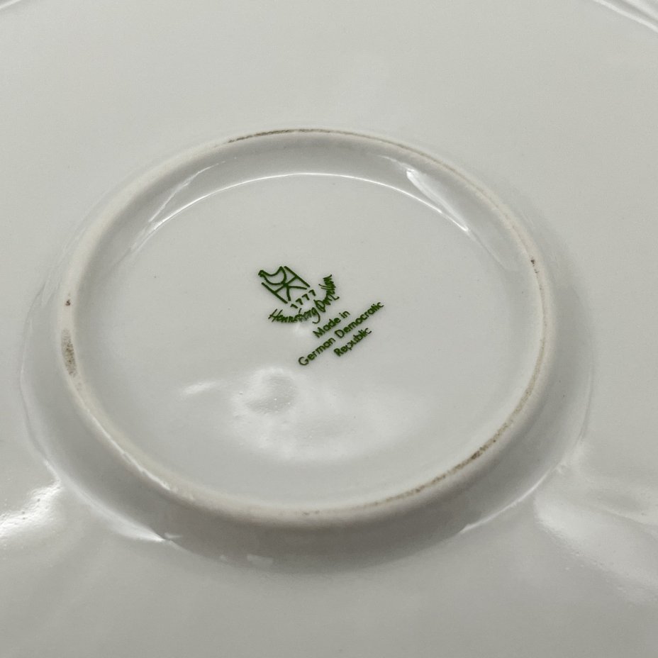 Блюдо сервировочное "Мейсенский букет", фарфор, деколь, золочение, Graf Von Henneberg Porzellan, 1777 Jlmenau, ГДР, 1977-1990 гг.