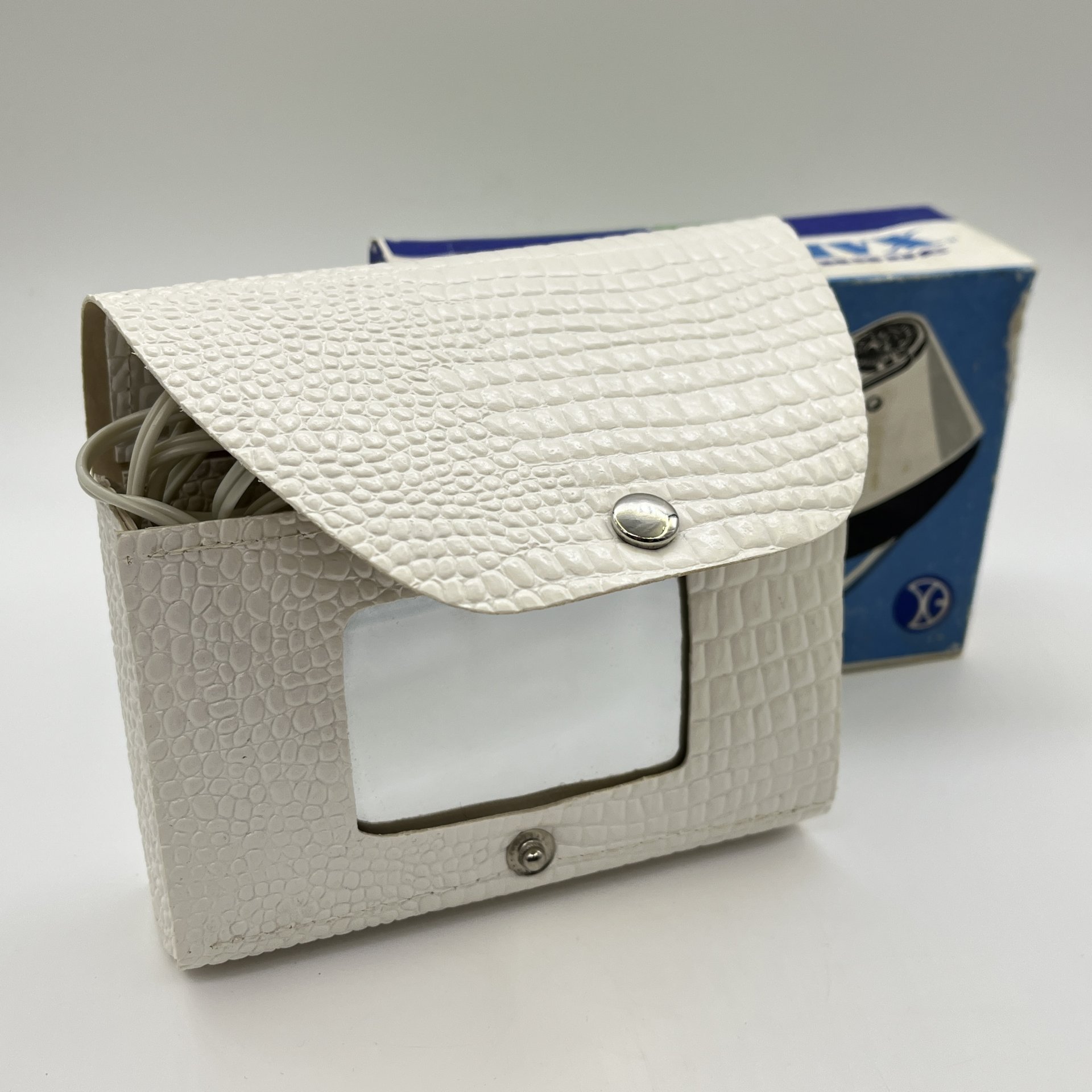 Электробритва "ХАРКIВ - 22", пластик, металл, искусственная кожа, Харьковский завод «Электробритва», СССР, 1975 г.