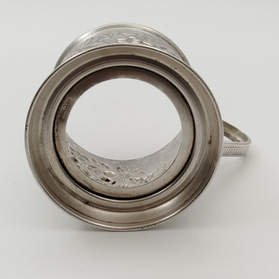 Подстаканник «Ягоды», мельхиор (медь-никель), Мстерская художественная фабрика  «Ювелир», СССР, 1950-1970 гг.