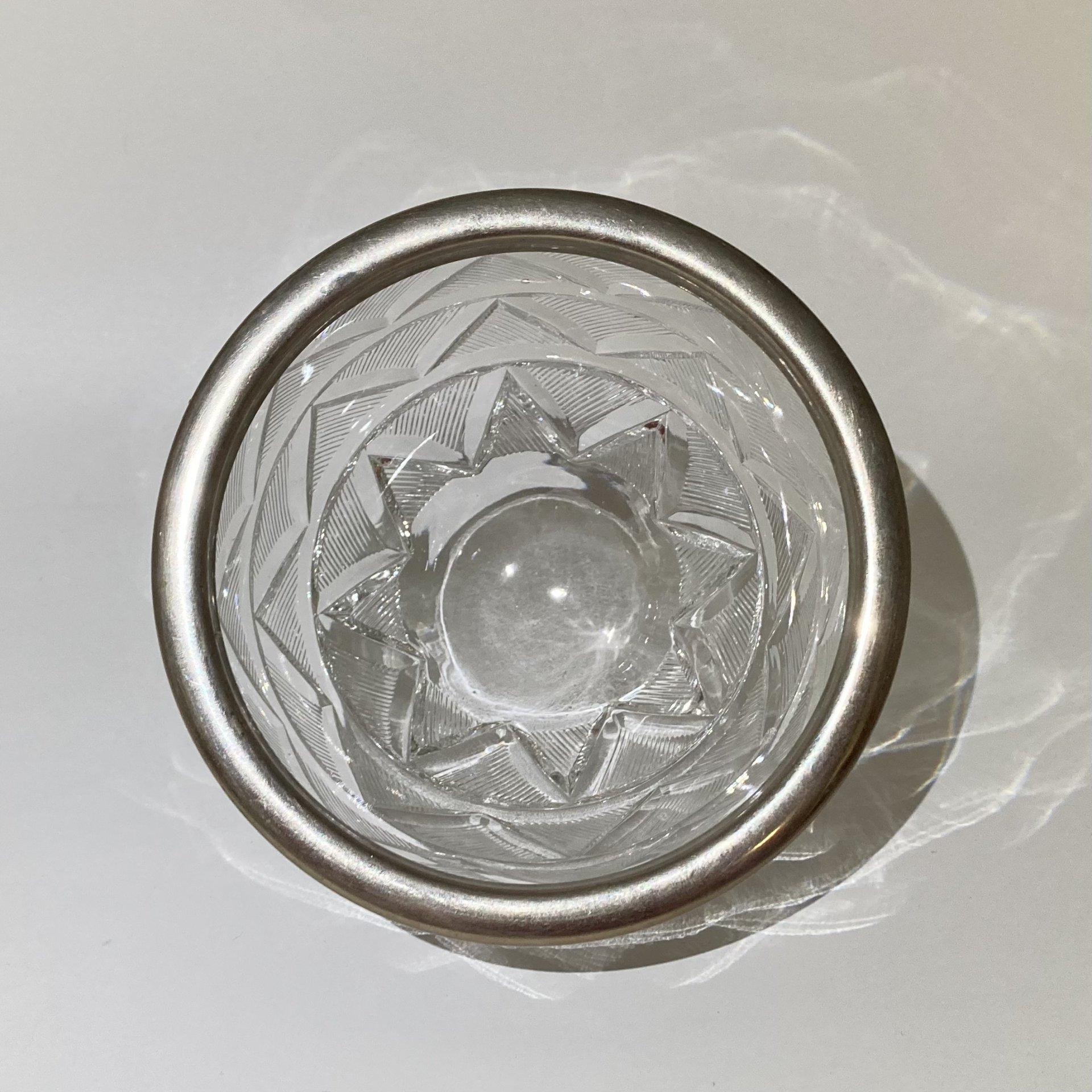 Конфетница (сахарница) с рельефным декором, стекло, металл, СССР, 1970-1990 гг.