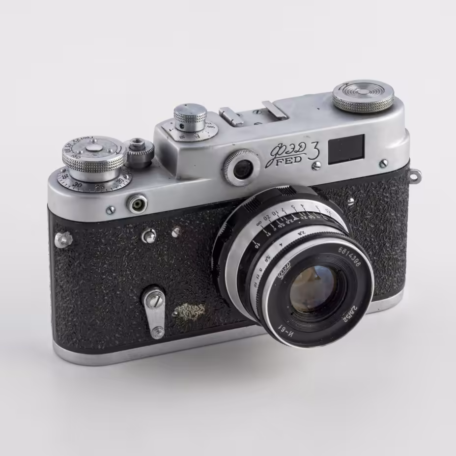 Фотоаппарат "ФЭД-3" с объективом "Индустар-61 Л/Д" в оригинальном кофре, Харьковский машиностроительный завод им. Дзержинского (ФЭД)