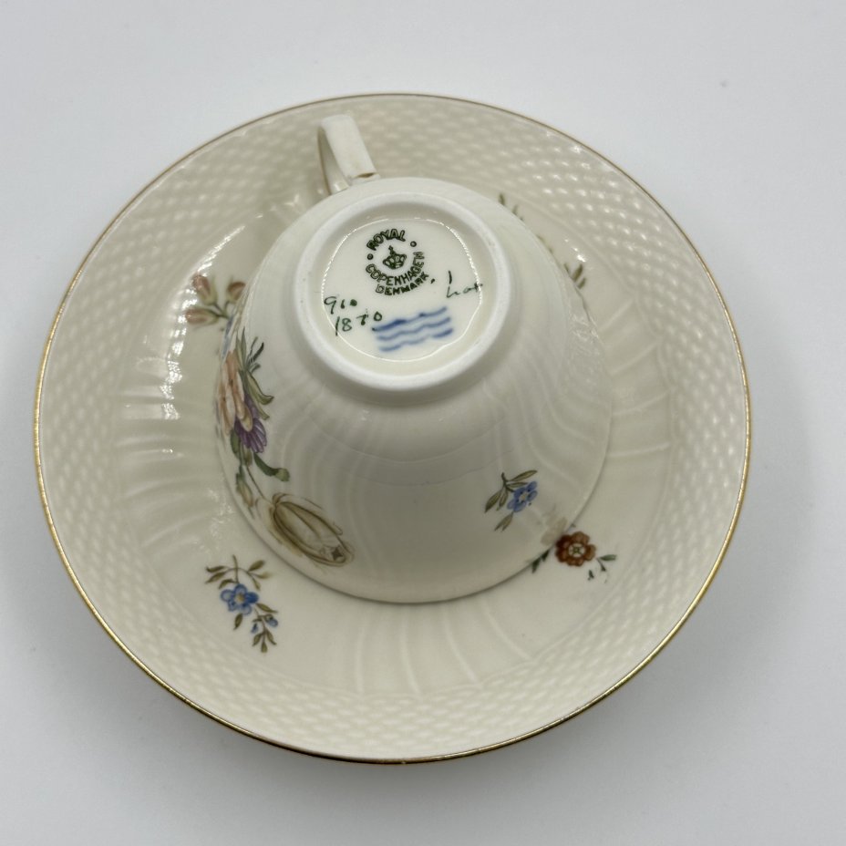 Пара чайная с цветочным декором, Royal Copenhagen