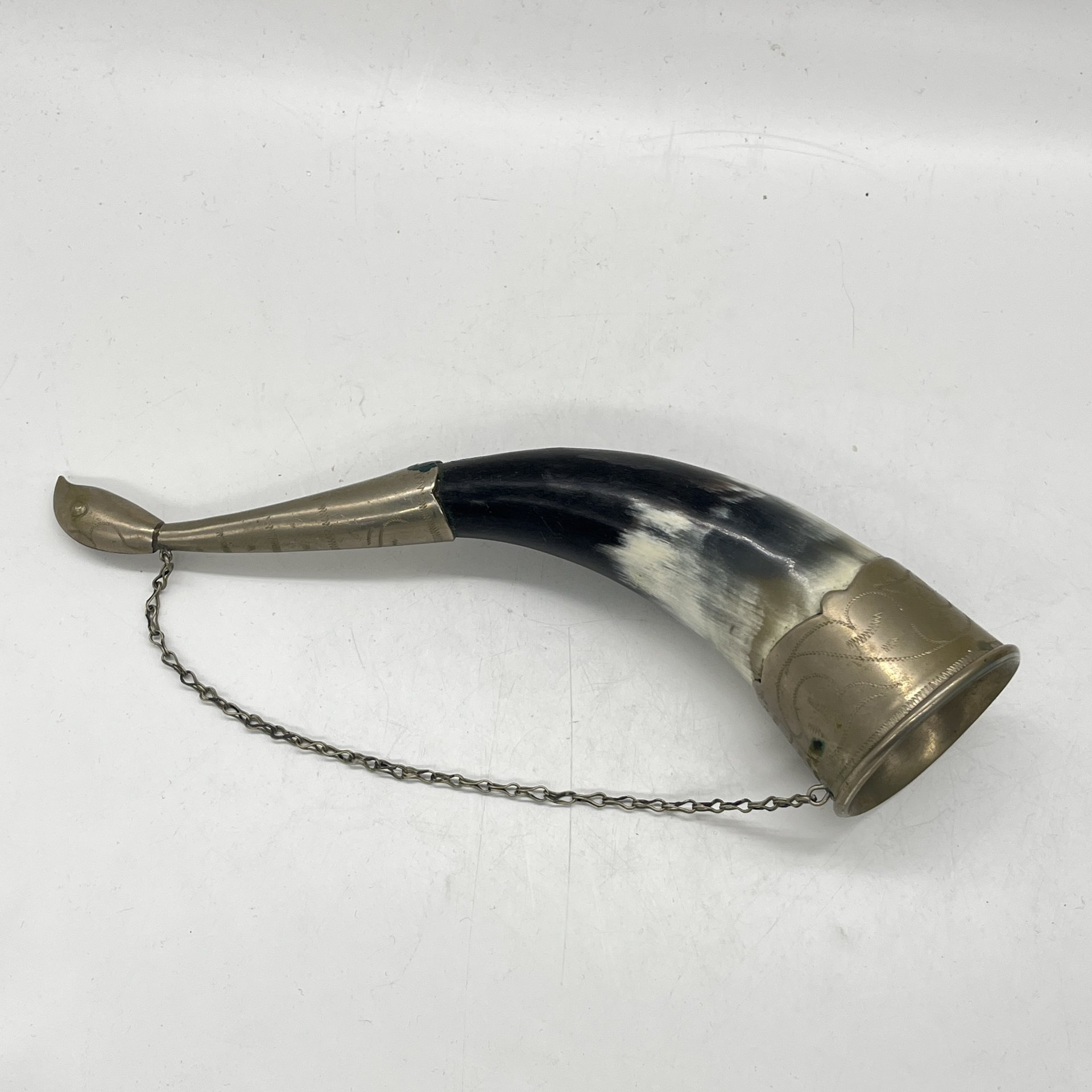 Рог изобилия (кубок для вина) миниатюрный с фигурным навершием