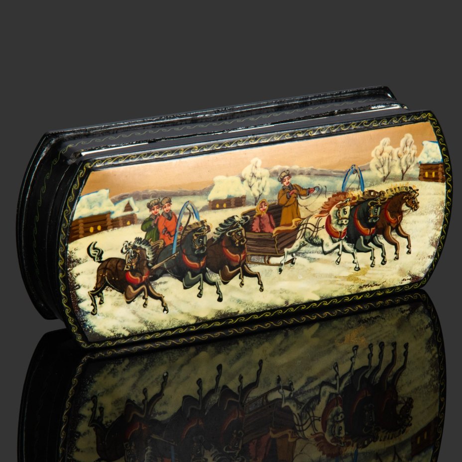 Шкатулка с лаковой миниатюрой "Тройки", автор Котов (?), папье-маше, темпера, лаки, 2010-2015 гг.