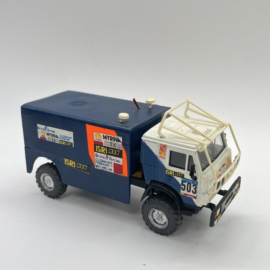 Модель автомобиля "Камаз ралли №503"