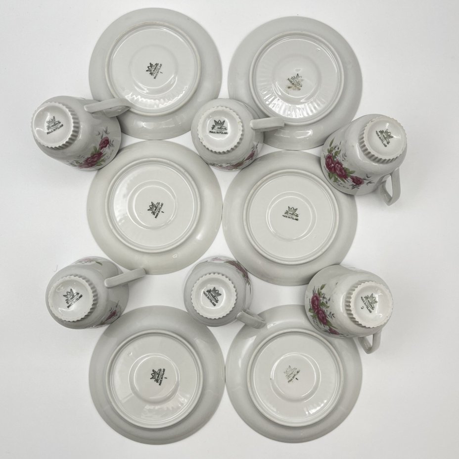 Сервиз чайный с декором в виде роз на 6 персон (15 предметов), фарфор, деколь, Karolina (Фарфоровая мануфактура «Каролина», Польша), Польша, 1957-1990 гг.