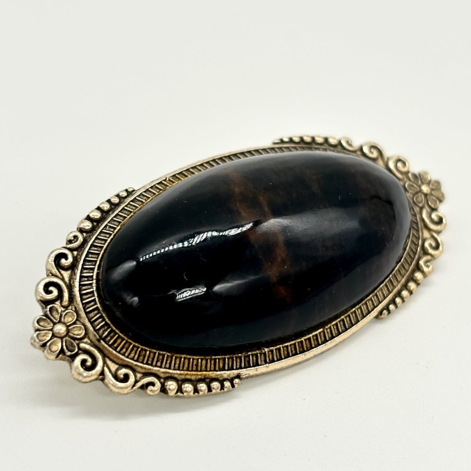 Брошь овальная со вставкой темно-коричневого цвета, Опытно-экспериментальный механический завод "Рекорд"