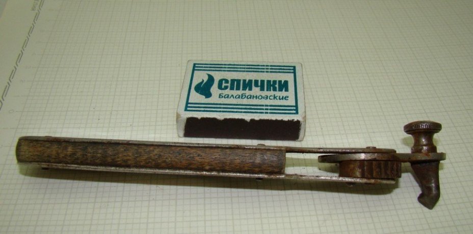 Консервный нож, Rival Extra
