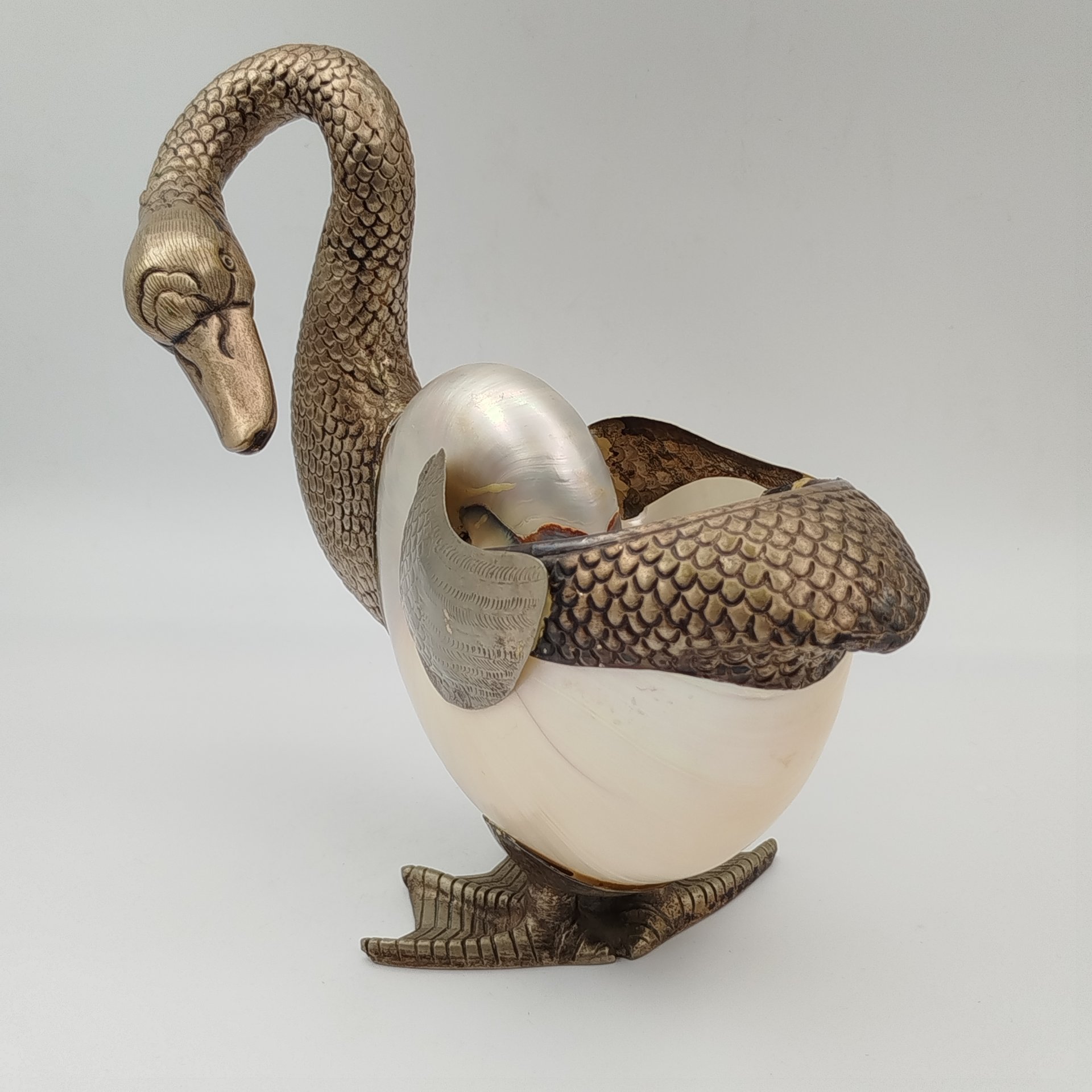 Статуэтка "Утка", металл, раковина наутилус, Европа, 1970-1990 гг.