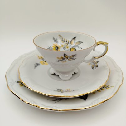 Трио чайное, украшенное цветочным декором, Maria-Theresia, фарфор, деколь, золочение, Edelstein Bavaria (Эдельштейн), Германия, 1950-1970 гг.