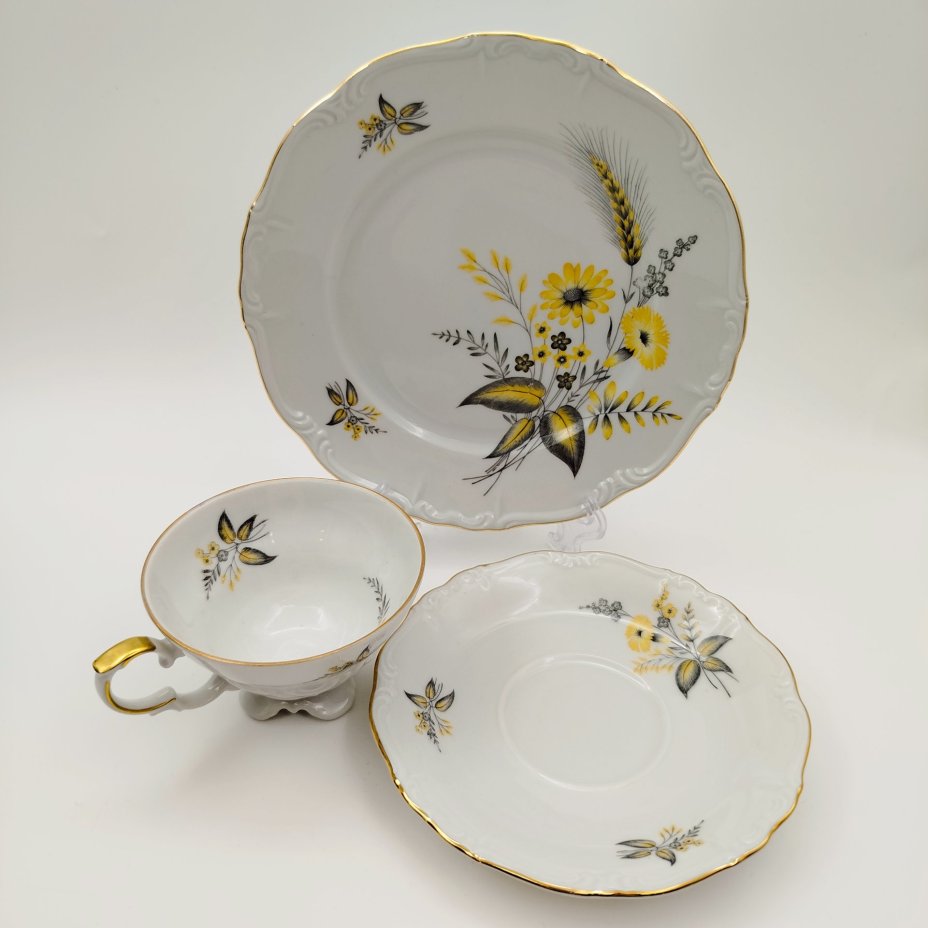 Трио чайное, украшенное цветочным декором, Maria-Theresia, фарфор, деколь, золочение, Edelstein Bavaria (Эдельштейн), Германия, 1950-1970 гг.