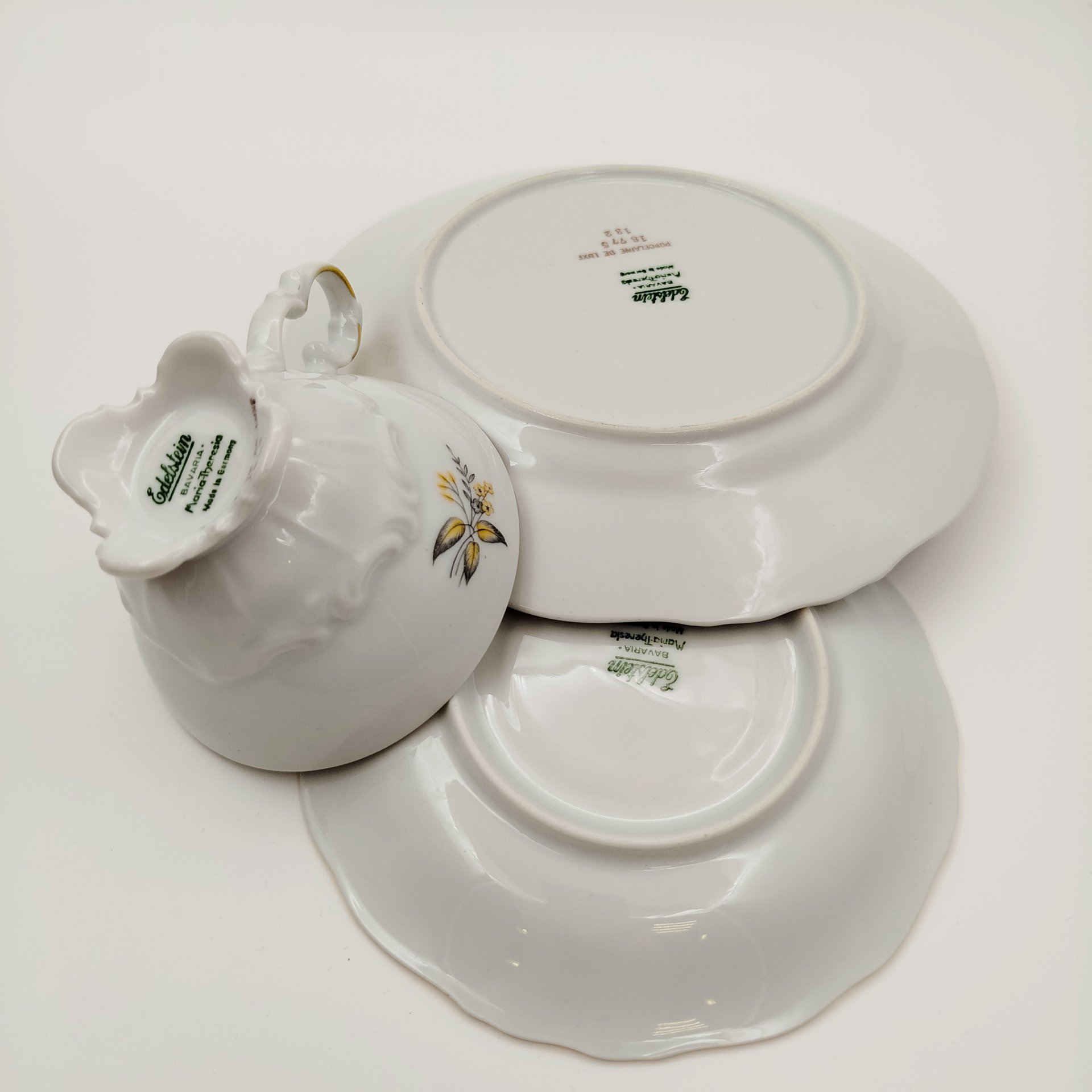 Трио чайное, украшенное цветочным декором, Maria-Theresia, фарфор, деколь, золочение, Edelstein Bavaria (Эдельштейн), Германия, 1950-1970 гг.