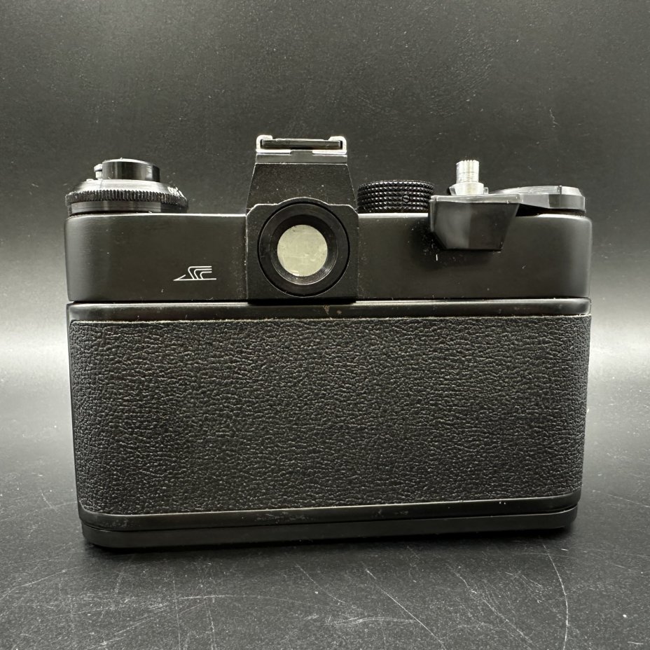 Фотоаппарат "Зенит-ЕТ" с объективом "Гелиос 44-2" в оригинальном кофре, Минский механический завод им. С.И. Вавилова  (БелОМО)