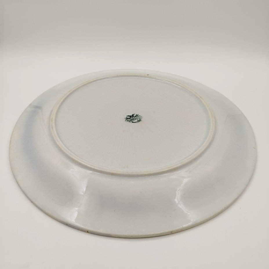 Блюдо круглое (подставка) с орнаментом и цветочным декором вдоль борта, фаянс, деколь, Villeroy & Boch, Германия, 1874-1909 гг.